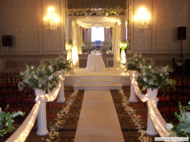 Chuppah Styles & Decor